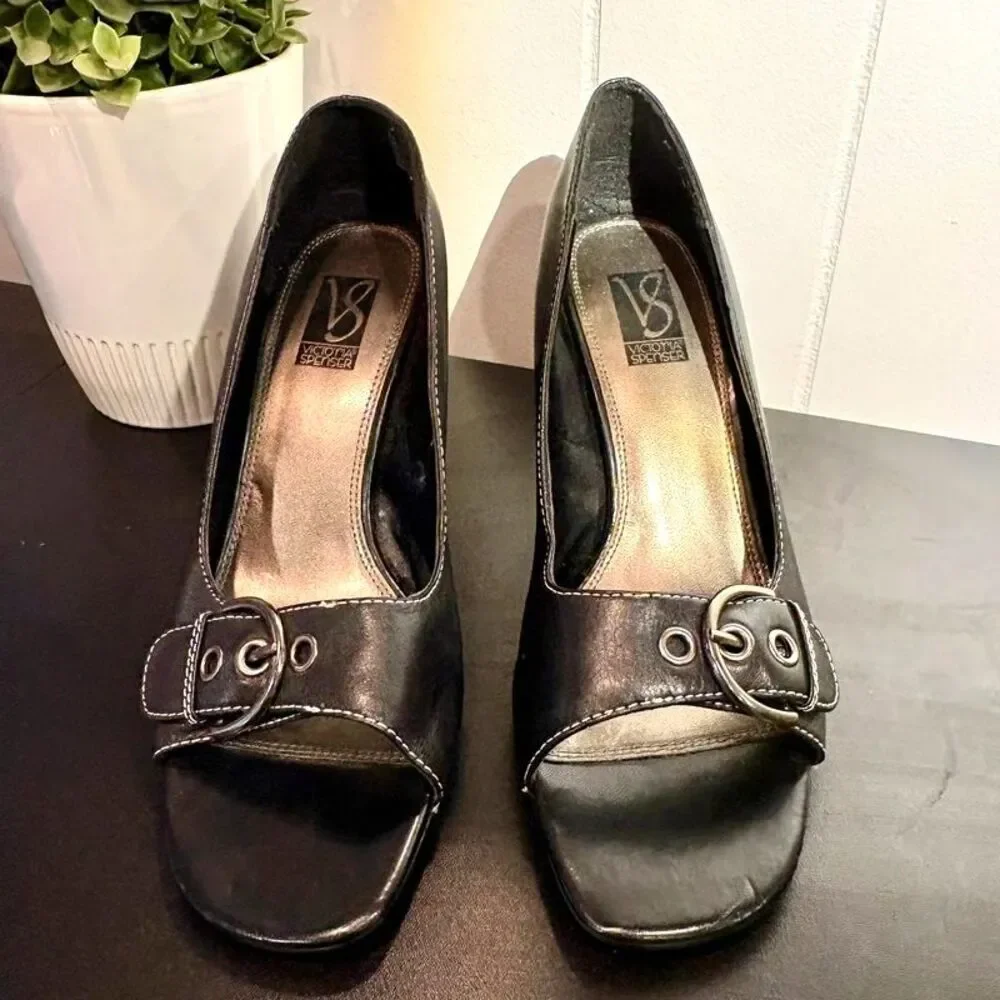 Vintage Victoria Spenser Black Leather Peep Toe 3